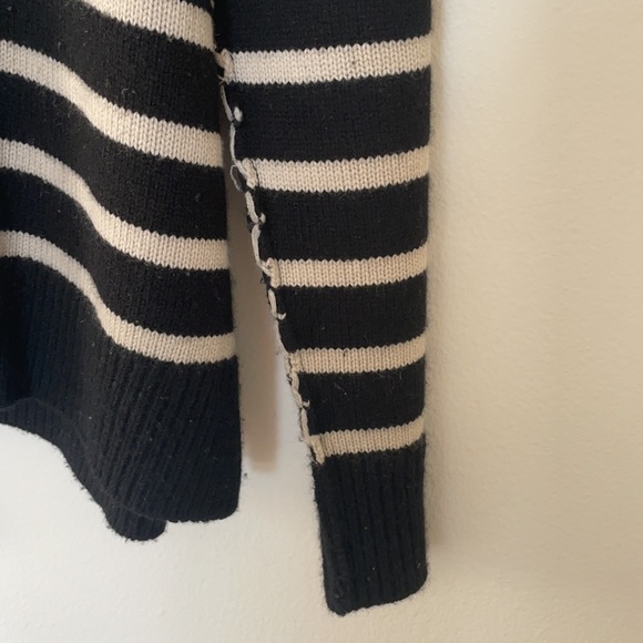 Vince Striped sweater size M - Picture 2 of 5